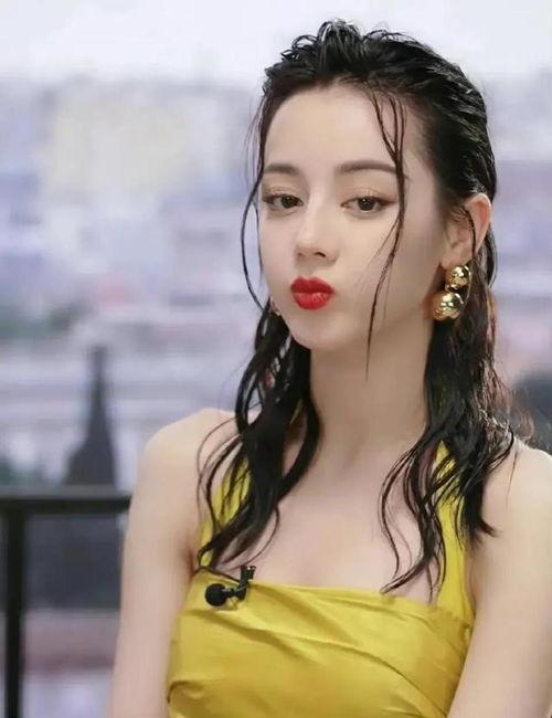 娱乐吃瓜最美女艺人,揭秘最美女艺人吃瓜盛宴